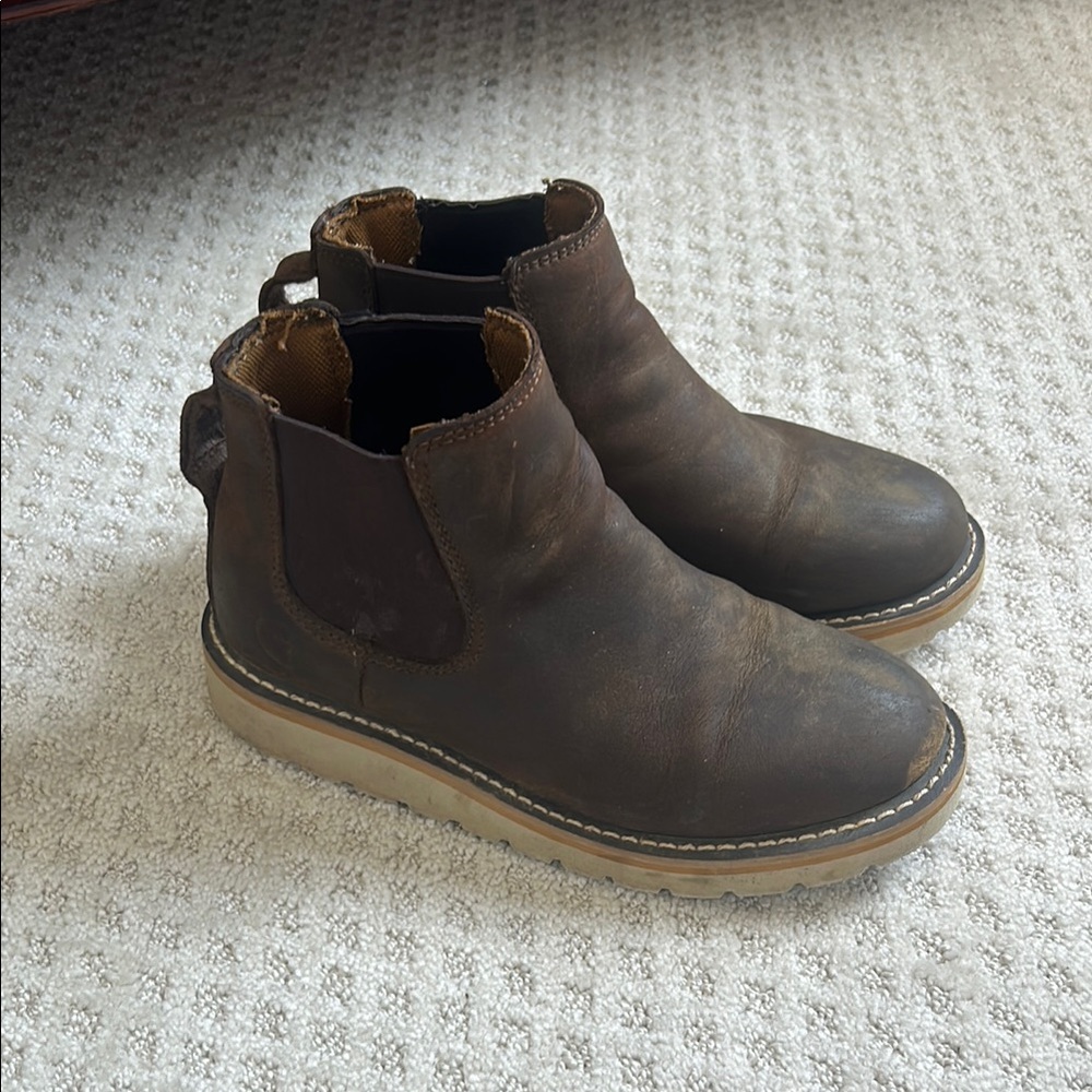 Women’s steel toe carhartt boots